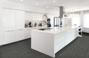 euro-tile-stone_vintage-wood-carbon-kitchen