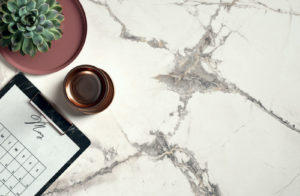 euro-tile-stone-sensi-up-invisible-pearl-close-up