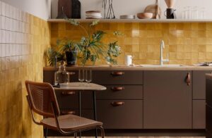 euro-tile-stone-melange-kaki-kitchen