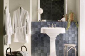 euro-tile-stone-melange-oltremare-bathroom
